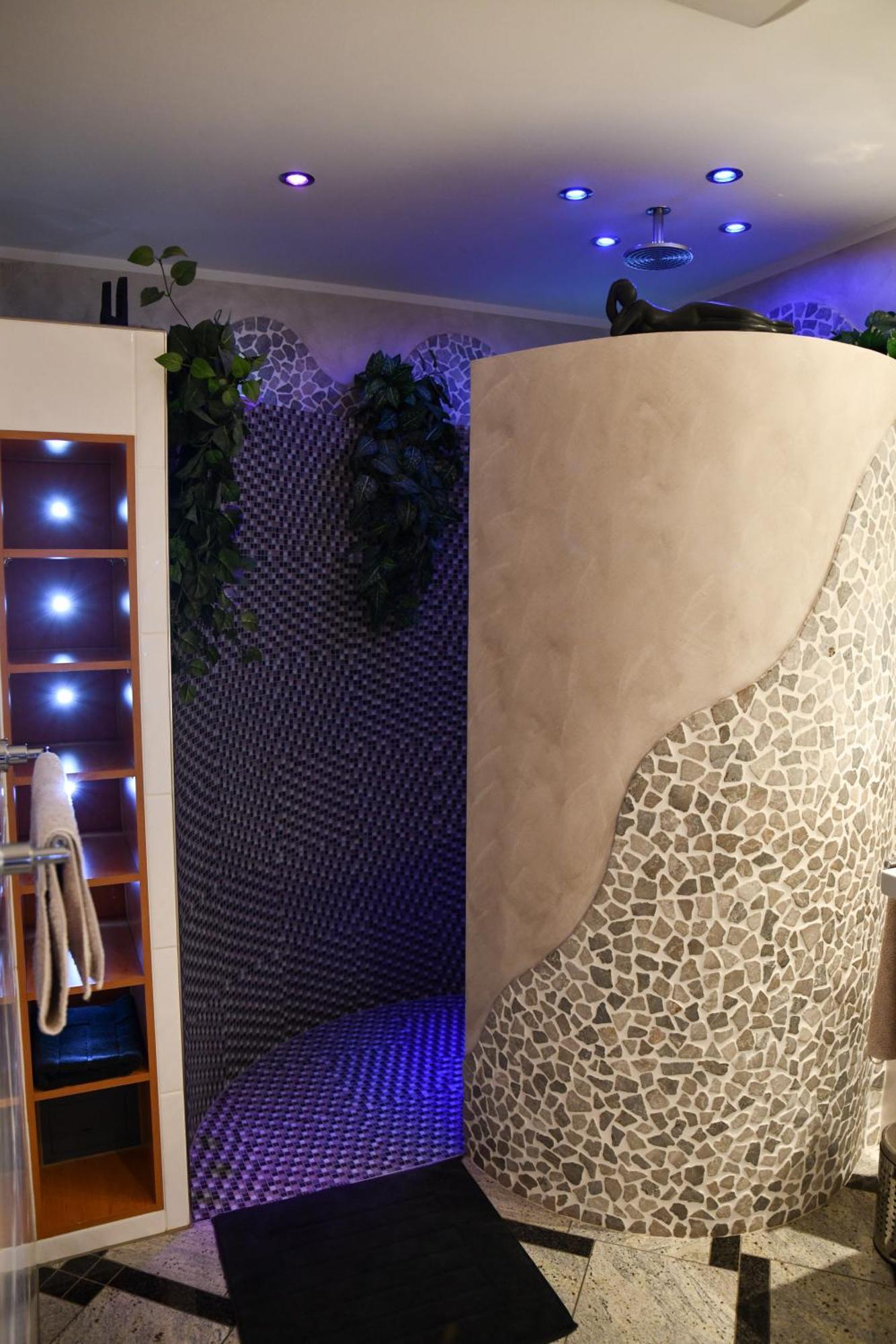 Holiday home Haus Respirada Wellnessarea, Whirlpool, Gym, Sauna Meckenheim (North Rhine-Westphalia)